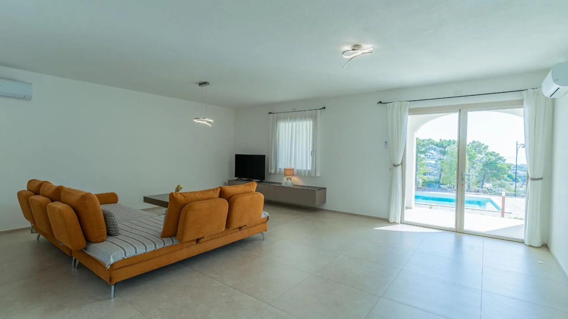 Villa Infinity With Pool By Wonderful Italy Olbia İtalya
